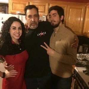 Meet your Posher, Ramiro